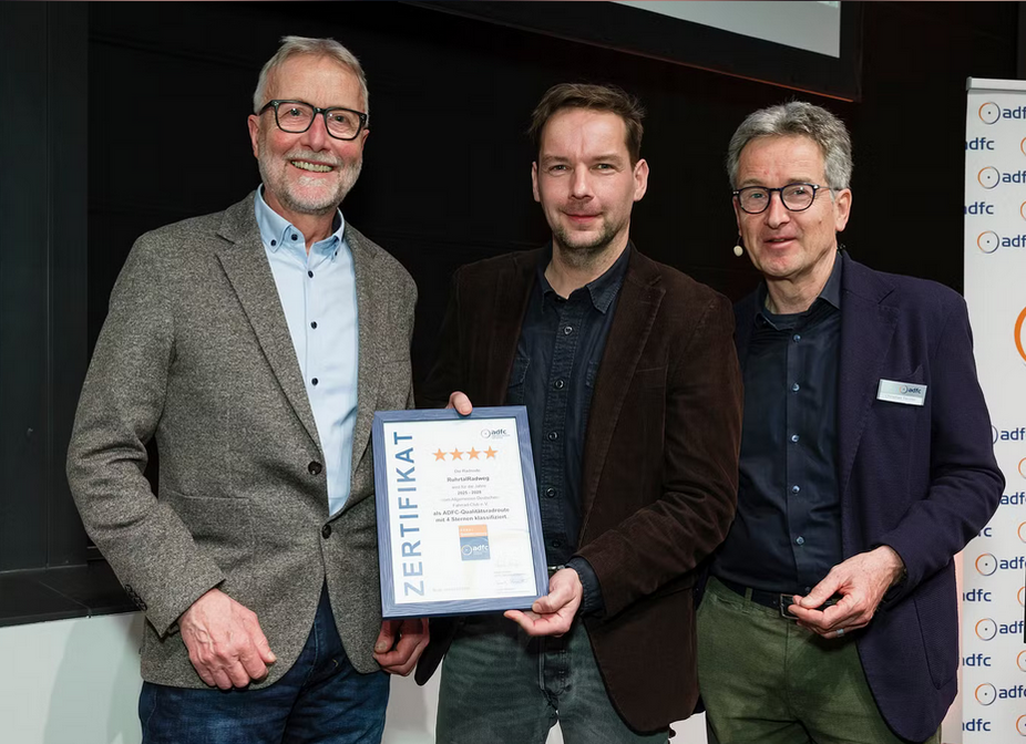 Vier Sterne für den RuhrtalRadweg Vier Sterne für den RuhrtalRadweg