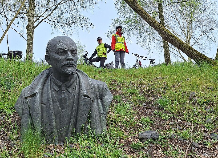 Lenin-Statue im Seepark Lünen Lenin-Statue im Seepark Lünen