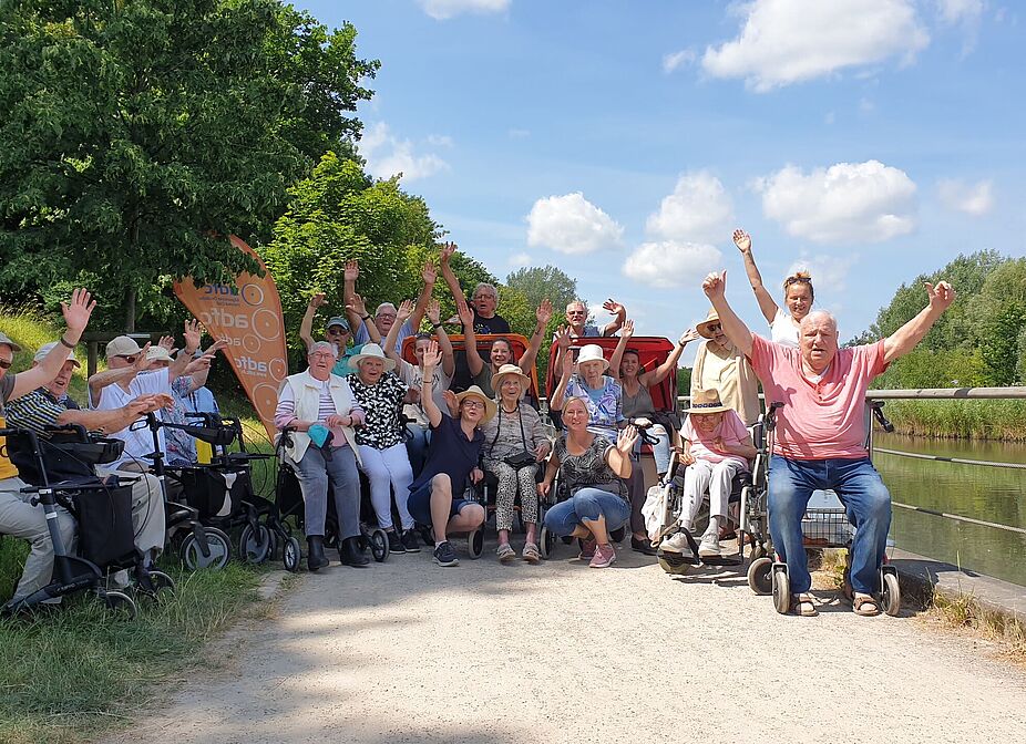 Rikscha-Fahrten Hattingen-Welper Rikscha-Fahrten Hattingen-Welper Maxi-Tagespflege, Ausflug zu den Henrichsteichen, Juni 2023