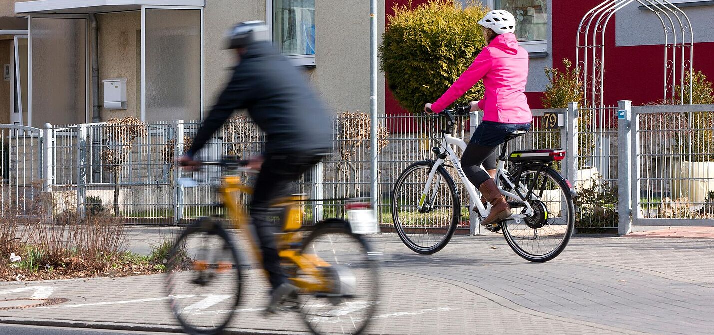Gemeinsam genutzte Rad- und Gehwege  Gemeinsam genutzte Rad- und Gehwege